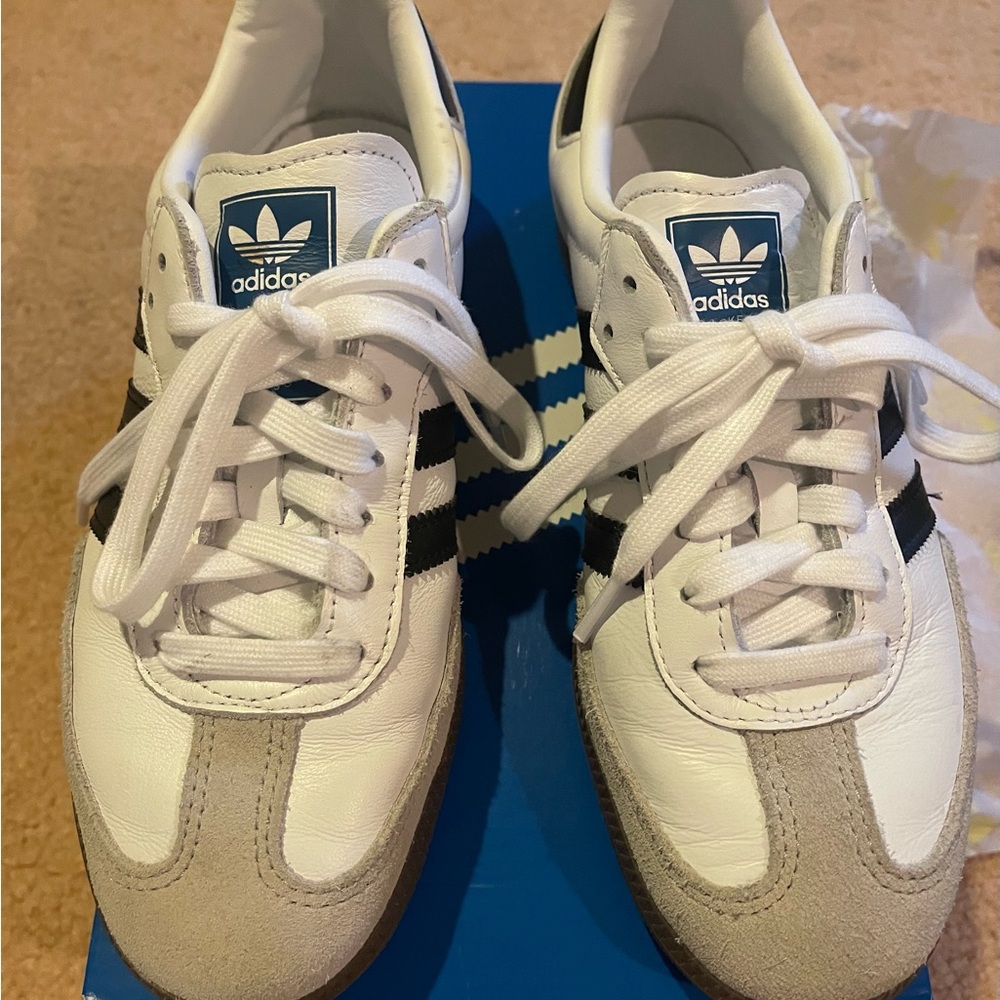 Adidas Sambas